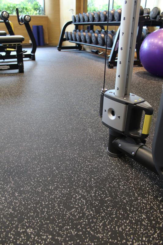 GRAY SPECKLE RUBBER FLOORING PALLET (8 ROLLS OF 8 MM FLOORING)