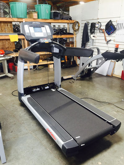 Life Fitness 95T Inspire  Commercial Treadmill. Call Now For Lowest Pricing Guaranteed!
