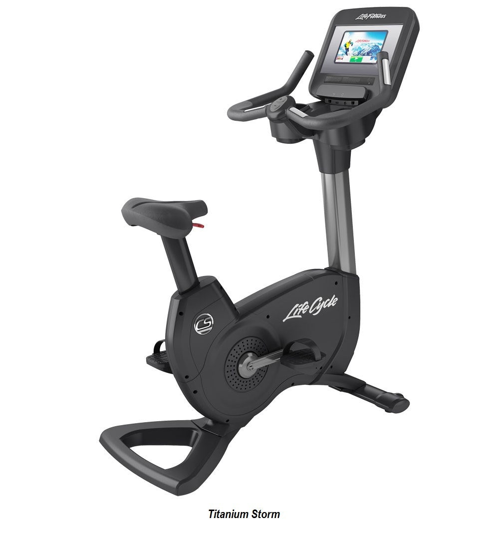 Life Fitness  Discover SI Platinum Club Series Upright Life cycle. Remanufactured. Call 888-502-2348 For Lowest Pricing Guaranty