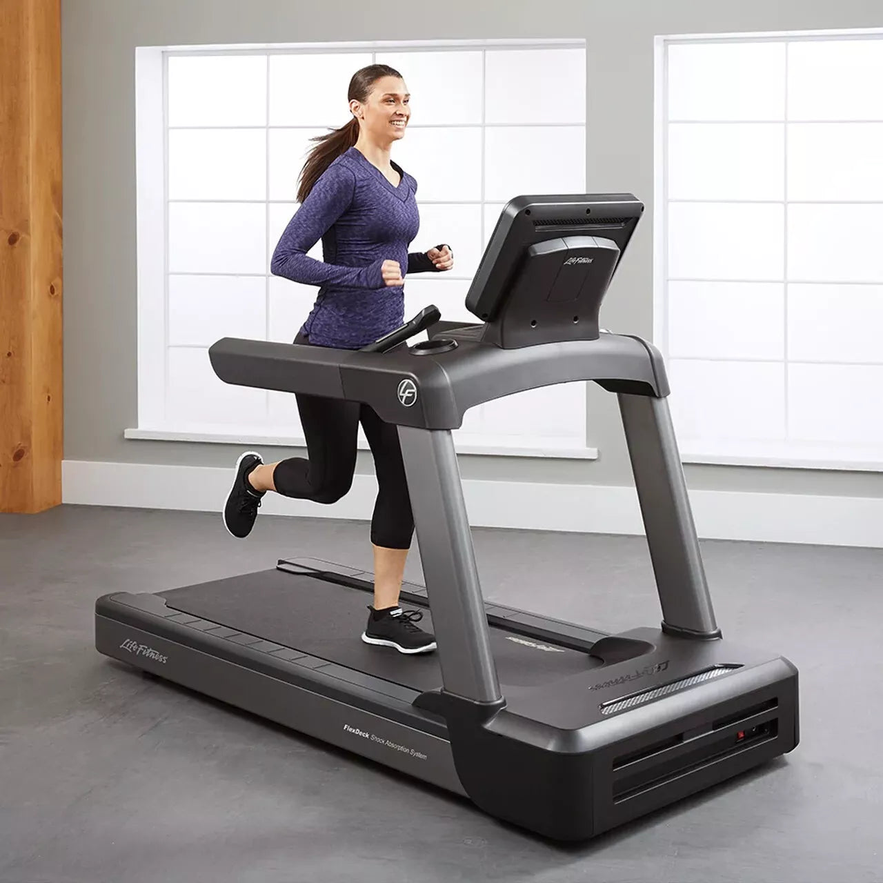 Life Fitness Integrity Series Treadmill - INTSC Console Display-Refurbished